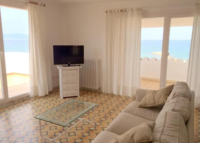 Apartaments La Palmera, Terrace & Pool