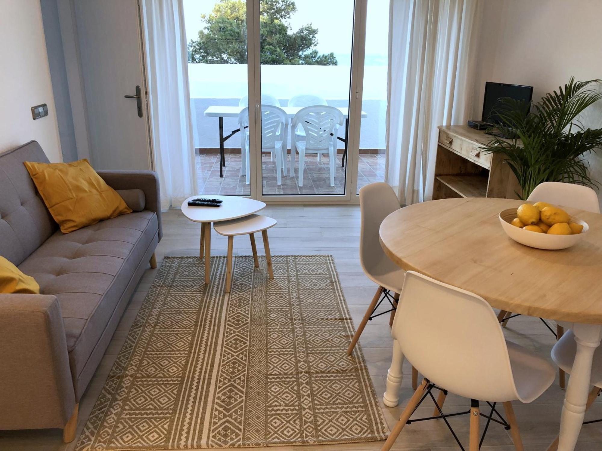 Apartment La Palmera, Terrace & Pool Sant Marti d'Empuries